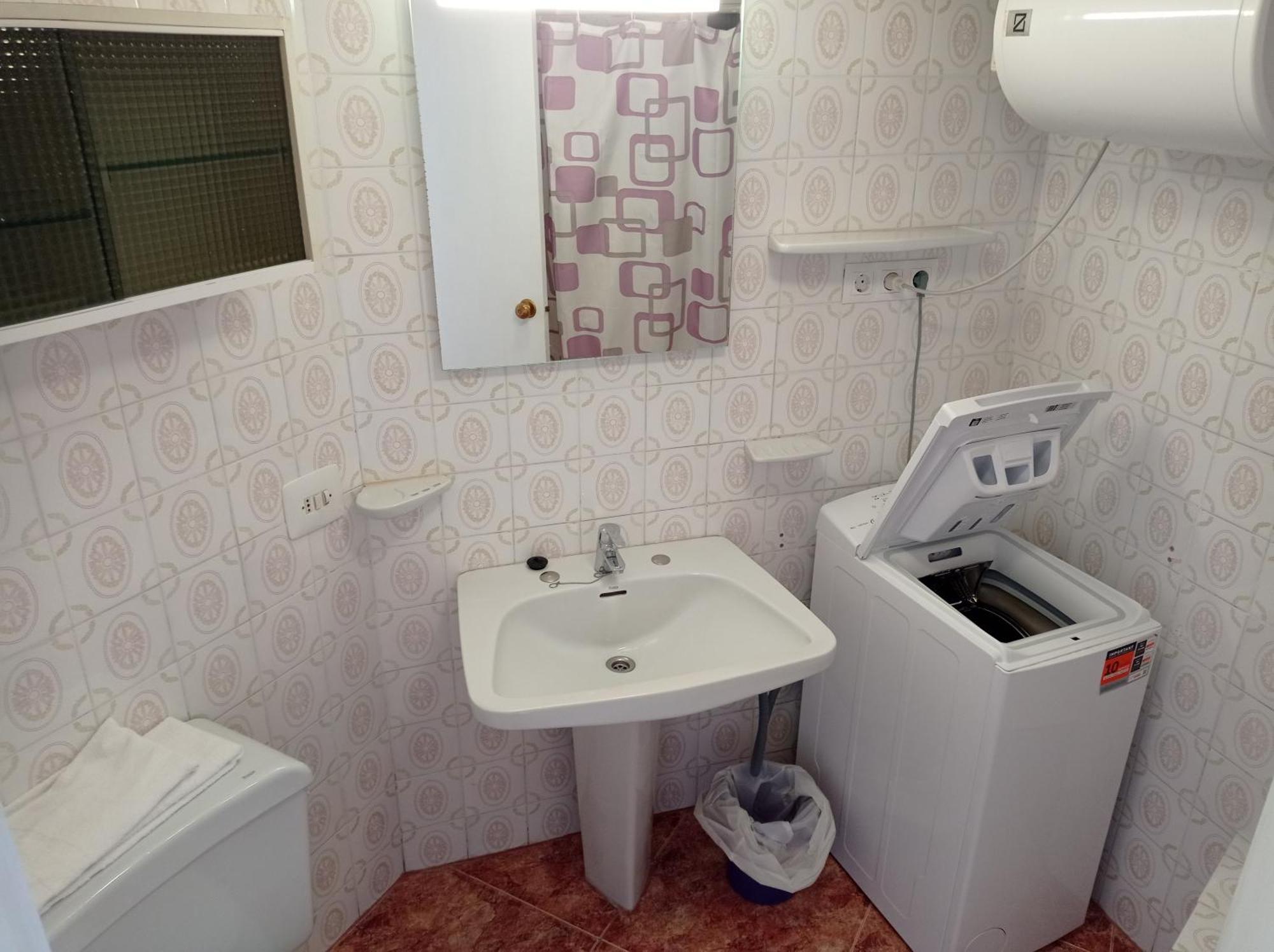 Apartamentos Bonaire 1ª Linea Wifi Solo Familias Serviplaya Gandía Rom bilde
